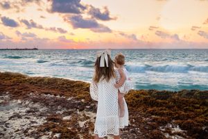Flora Levin Photography Newborn Photographer in Philadelphia, Wynnewood, Family Photography