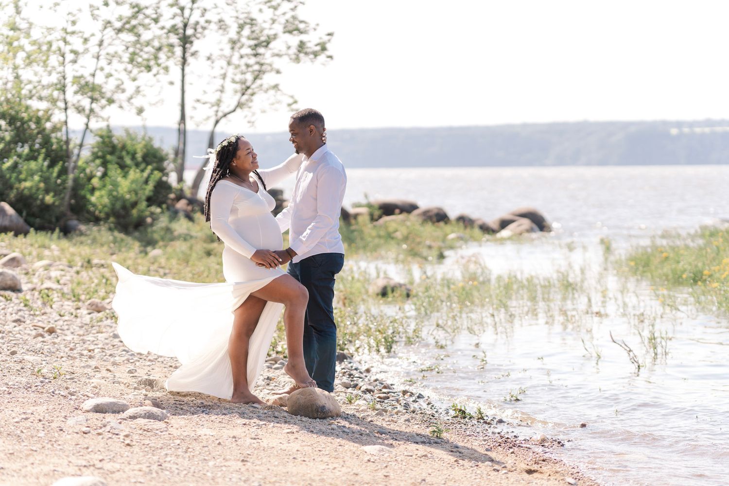 Future maman et papa séance extérieure - photographe de maternité de Québec Saint-Augustin-de-Desmaures