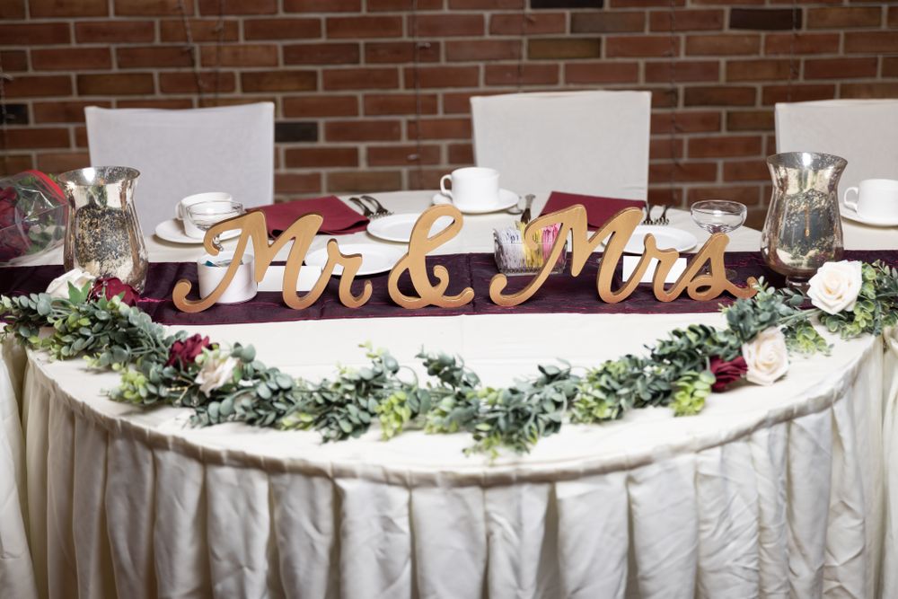 Image of bridal party head table