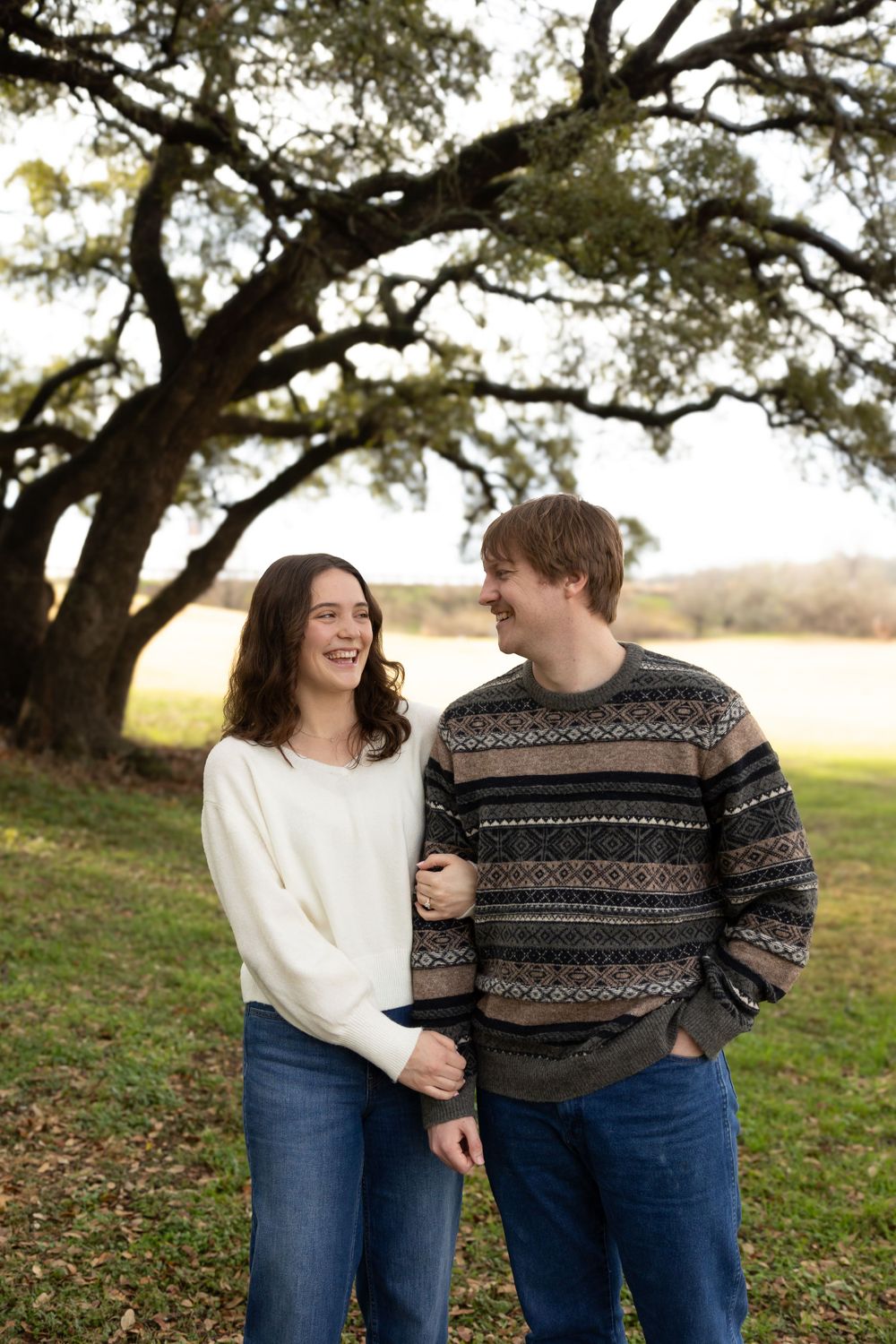 Couple walking by tree in Stephenville City Park,  couples photo,  Stephenville Couples Photographer, Erath County Couples Photographer,