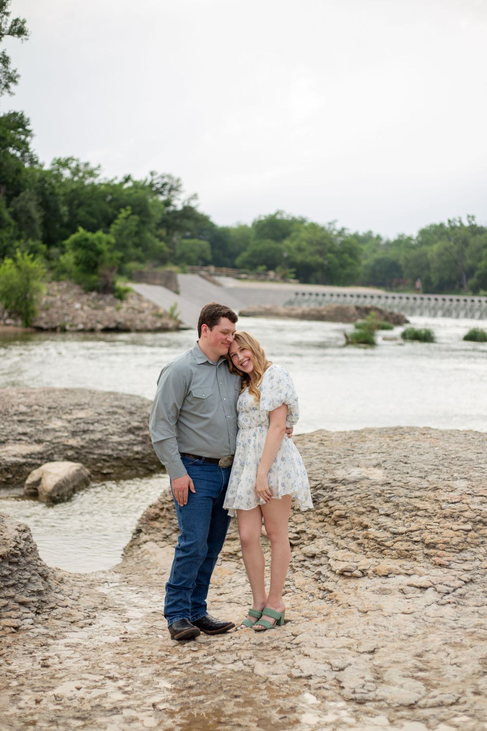 Newly Weds walking at Big Rocks Park, Couples in Glenrose Texas,  Stephenville Couples Photographer,