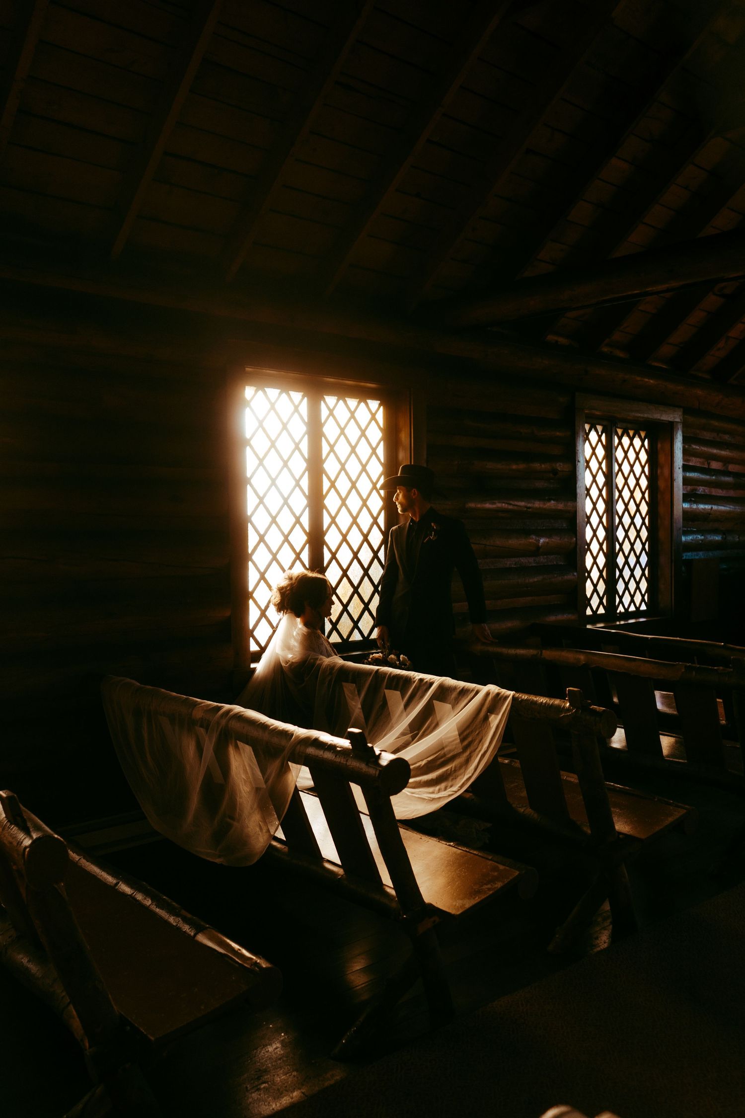 Perfect inspiration for adventure elopements, rustic weddings, and golden hour bridal photography in a national park setting