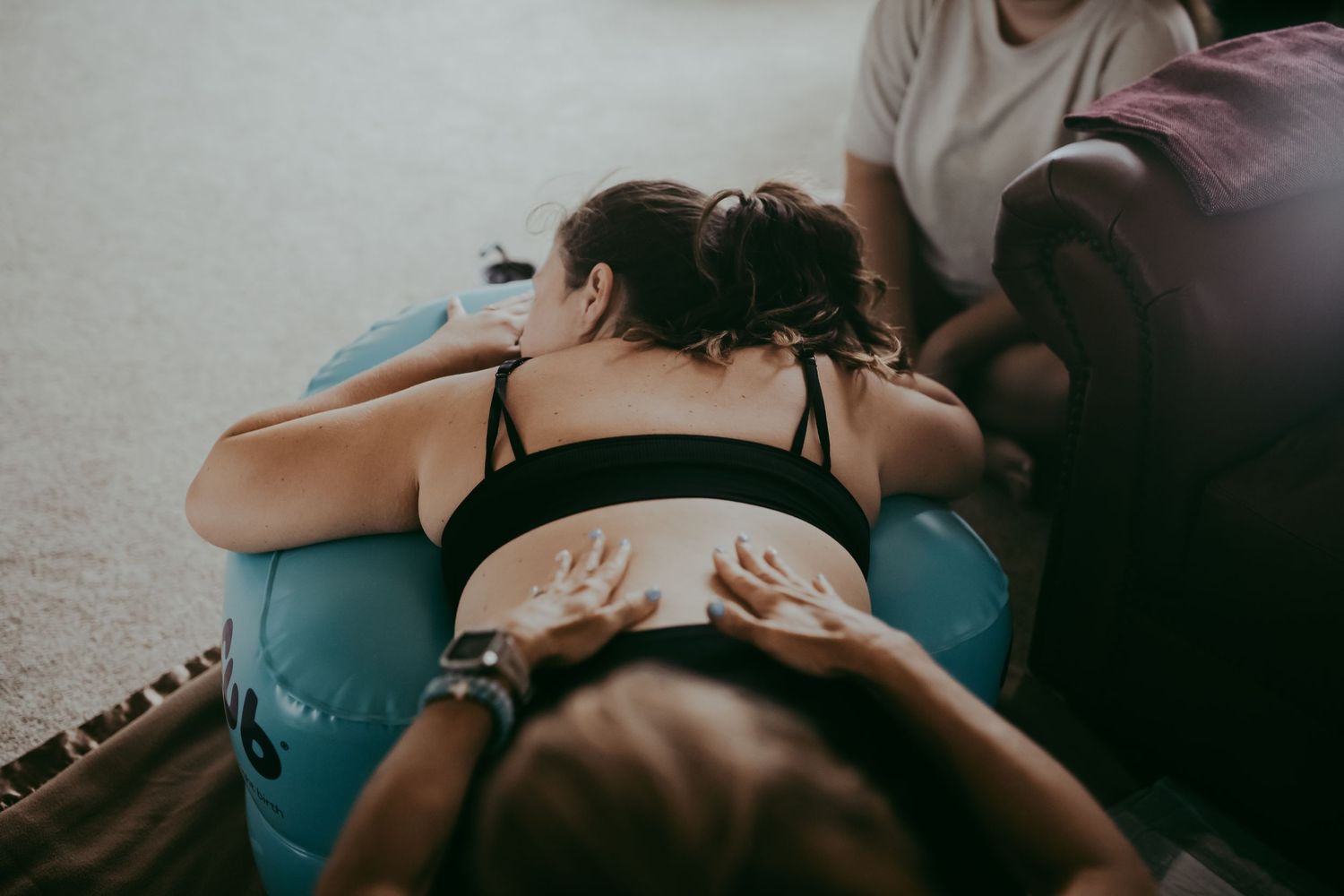 Home birth, birth doula, midwifery, orlando doula, water birth, newborn photography, maternity photography, birth photography, lactation