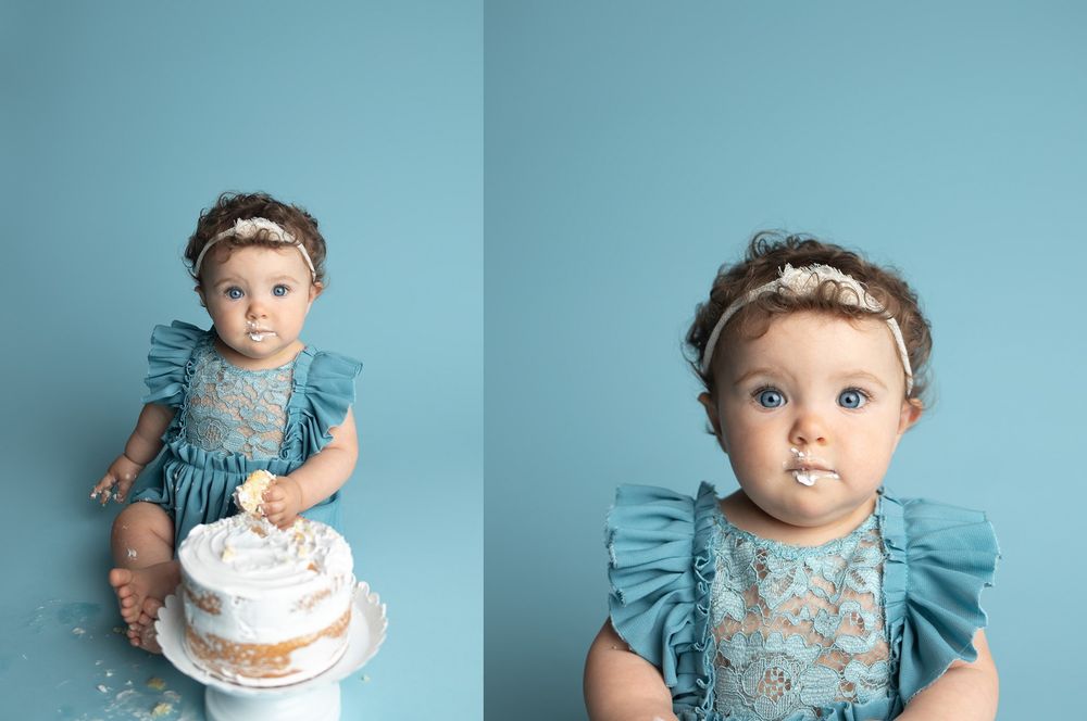 Baby girl cake smash session with blue theme, taken by Jen Knightstep, Photographer