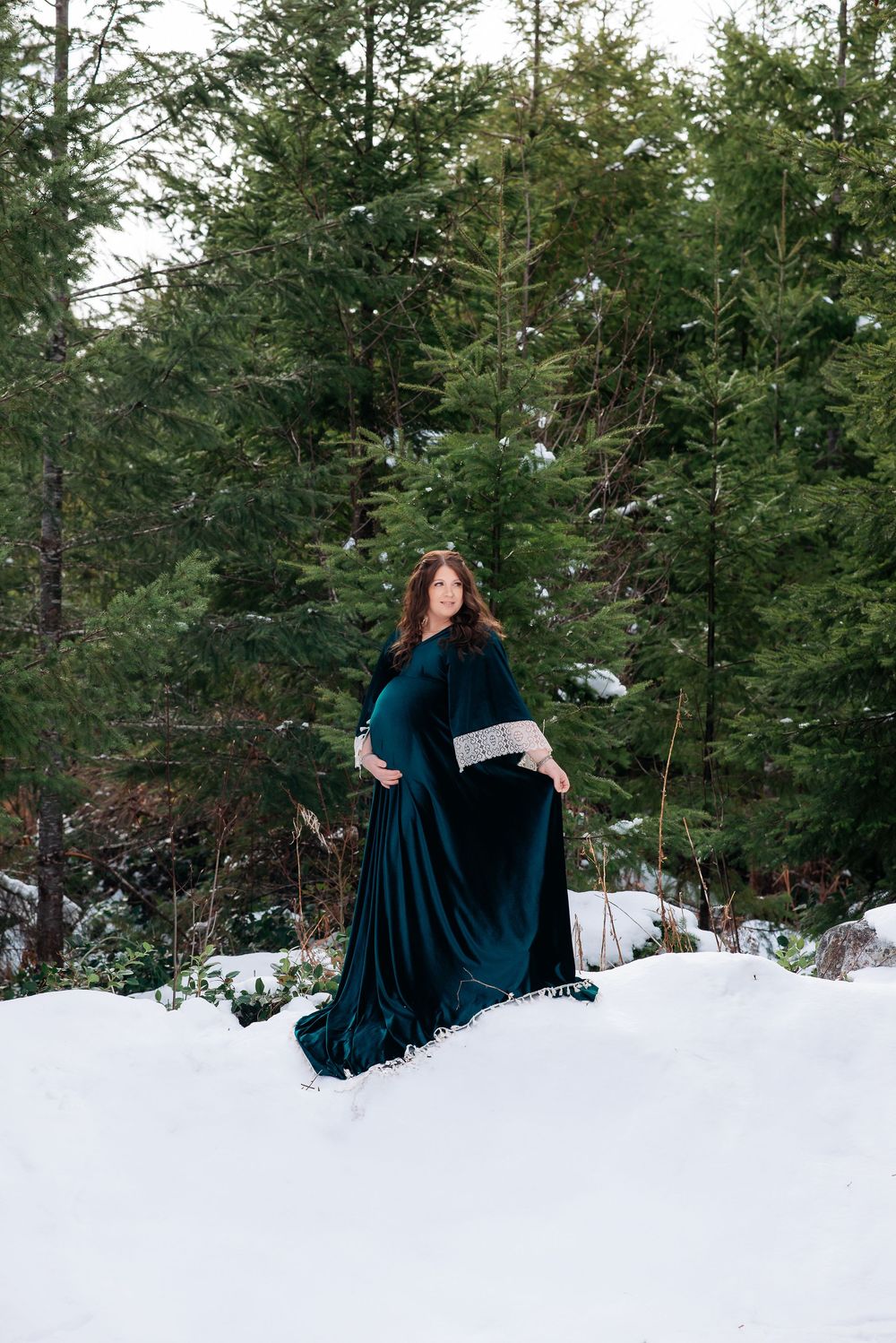 Charlotte Ann Photography - Maternity Portrait Photography. Pacific Northwest Photographer. Forks, Washington Photographer.