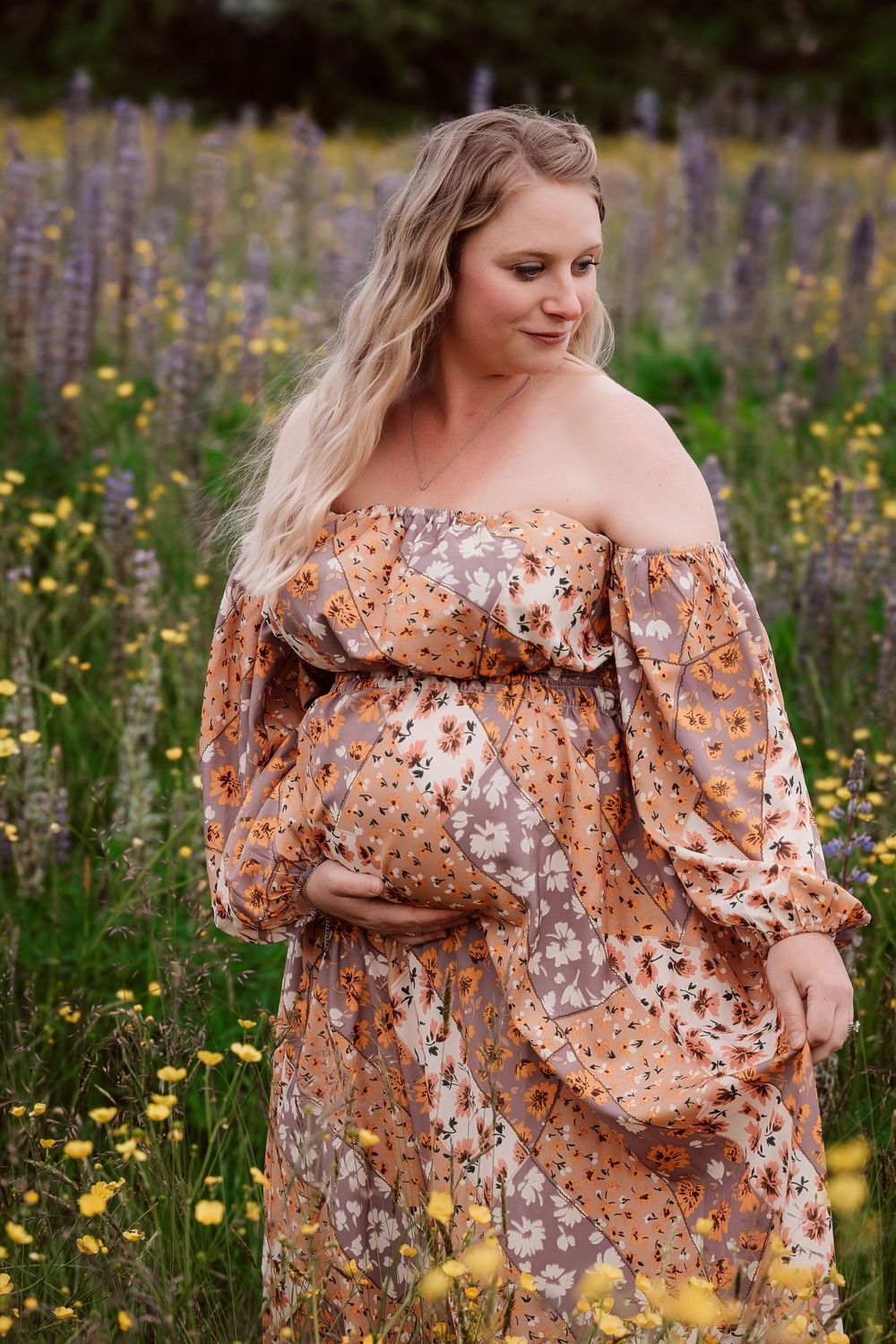 Charlotte Ann Photography - Maternity Portrait Photography. Pacific Northwest Photographer. Forks, Washington Photographer.