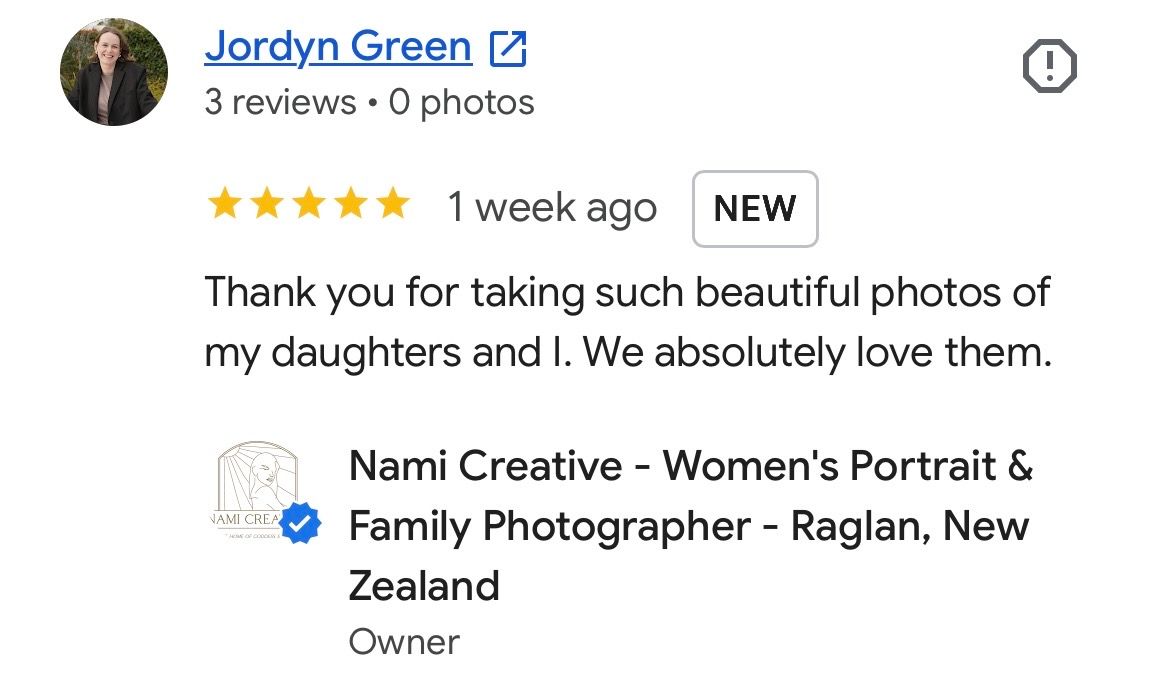 5-star Google review praising Nami Creative, a women's portrait and family photographer in Raglan, New Zealand.
