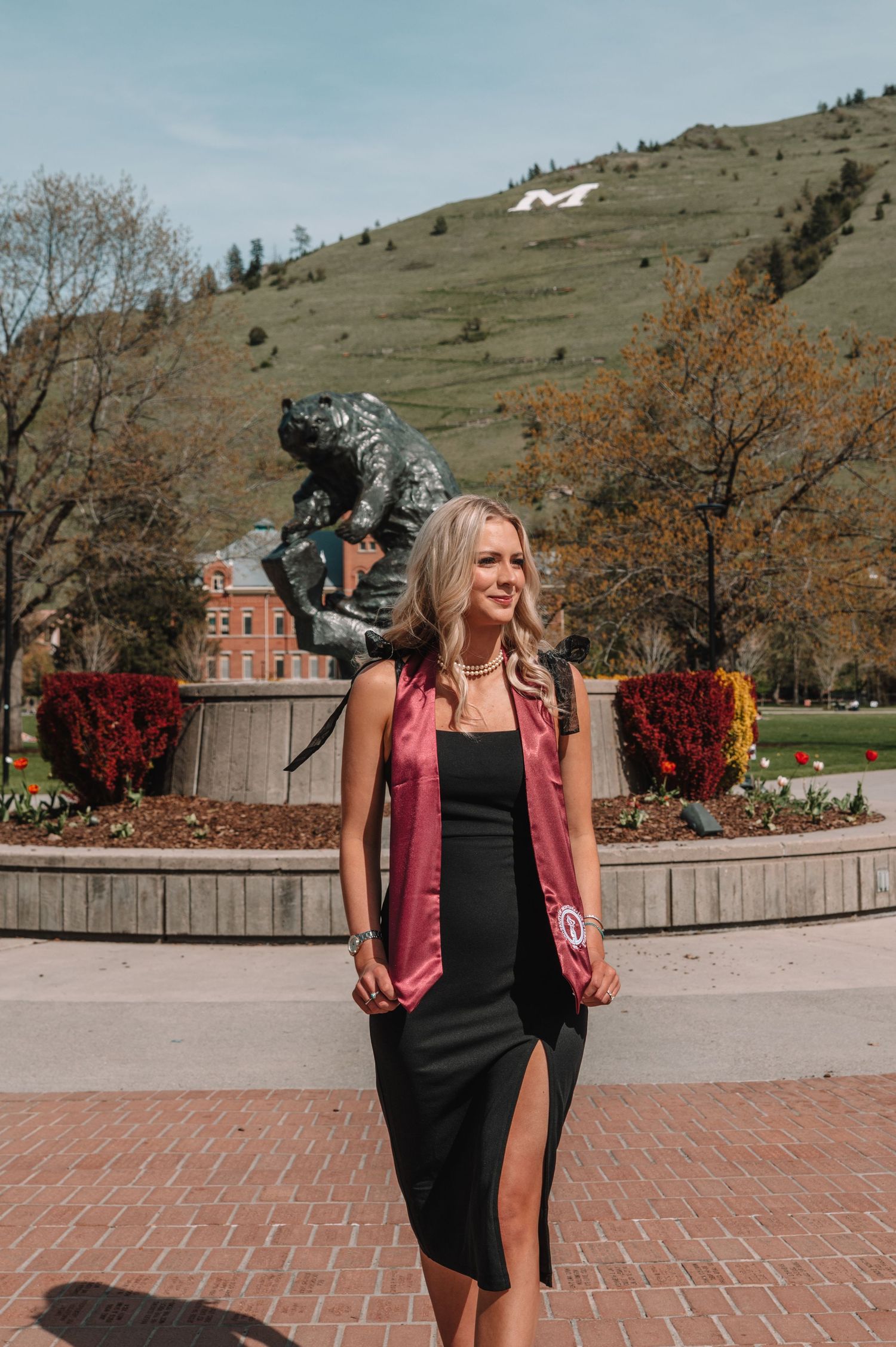 Cap and Gown Photos MT