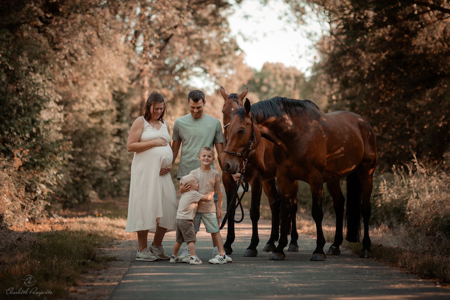 photographe de grossesse et de famille en belgique photos naturelles