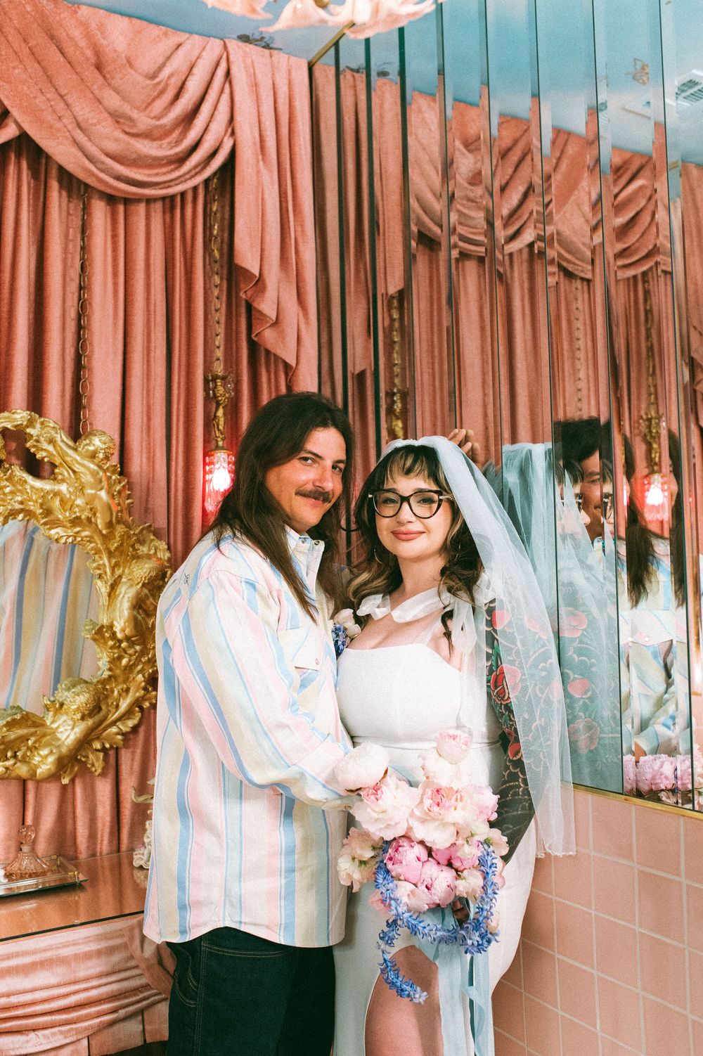 Sure Thing Too Chapel Elopement | Las Vegas Elopement Photographer & Super 8 Videographer