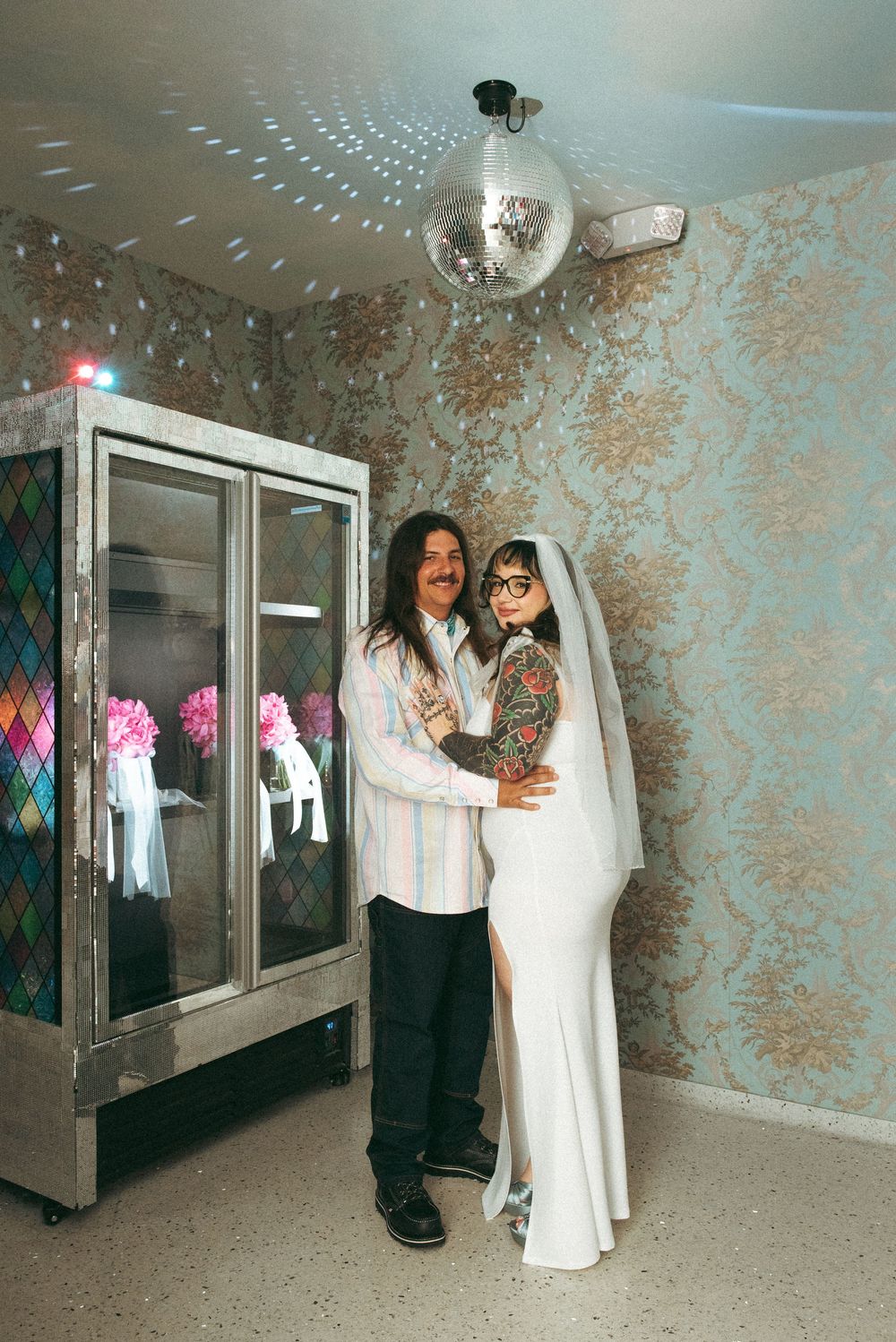 Sure Thing Too Chapel Elopement | Las Vegas Elopement Photographer & Super 8 Videographer