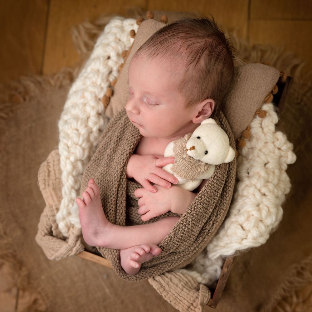Mobiele studio newbornfotograaf halle; newbornfotograaf aan huis