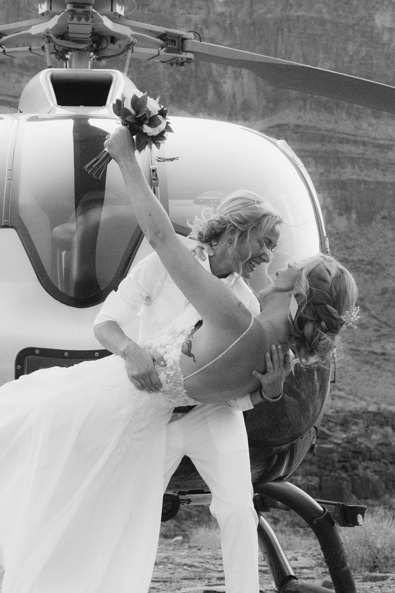 kissing