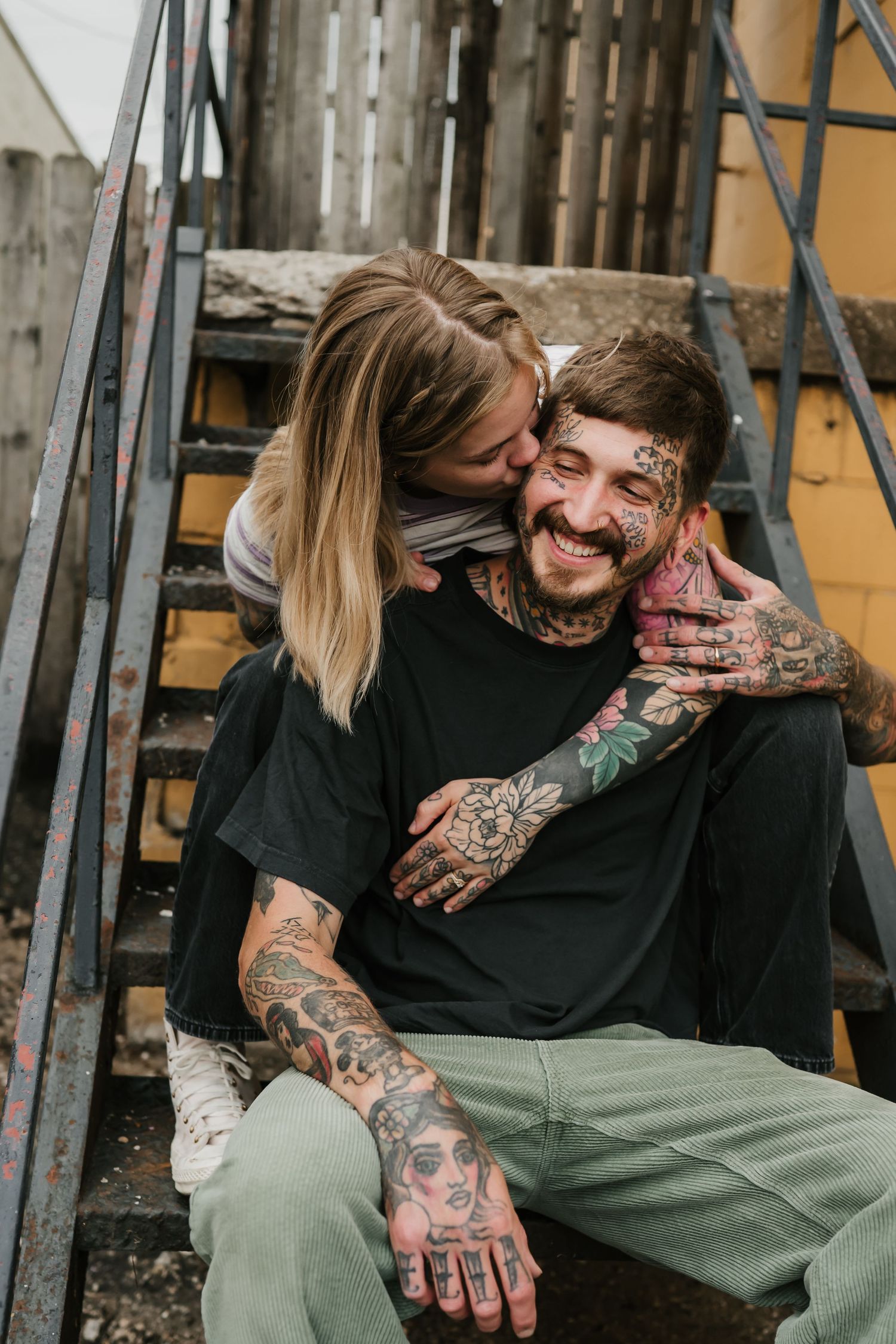 cincinnati urban couples photo shoot