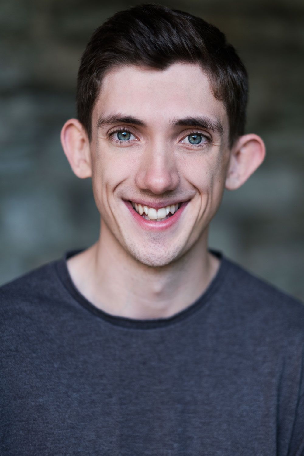 proffesional devon actor headshot