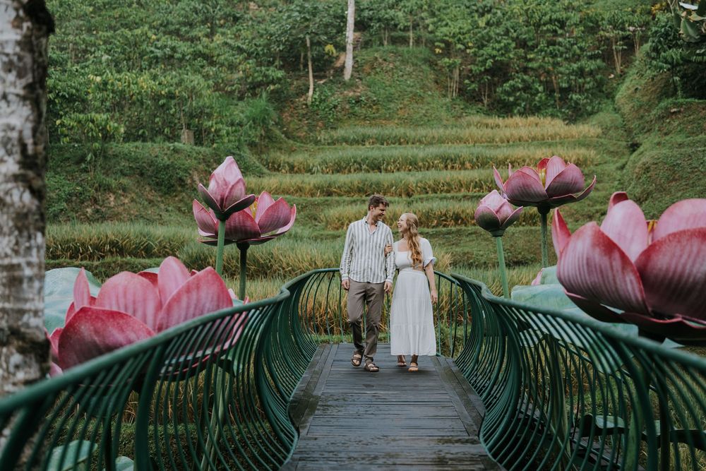 Professional couple photography at Alas Harum Bali.