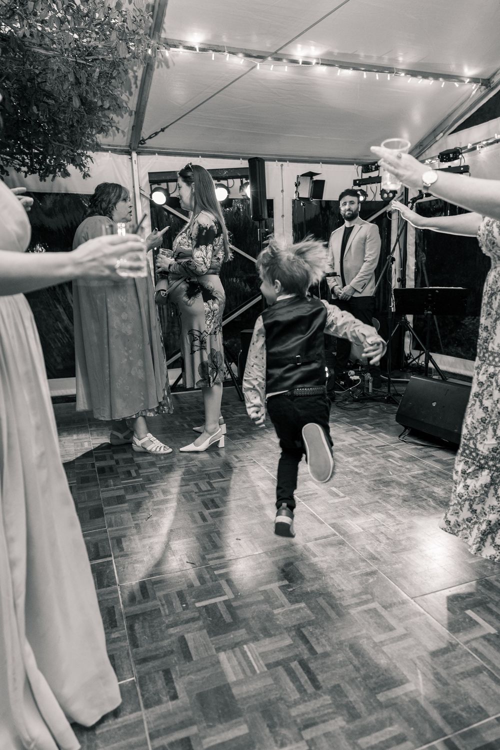 SPRING WEDDING IN NORFOLK AT BARN DRIFT | NORTH NORFOLK DRY HIRE WEDDING VENUE NORFOLK WEDDING PHOTOGRAPHY