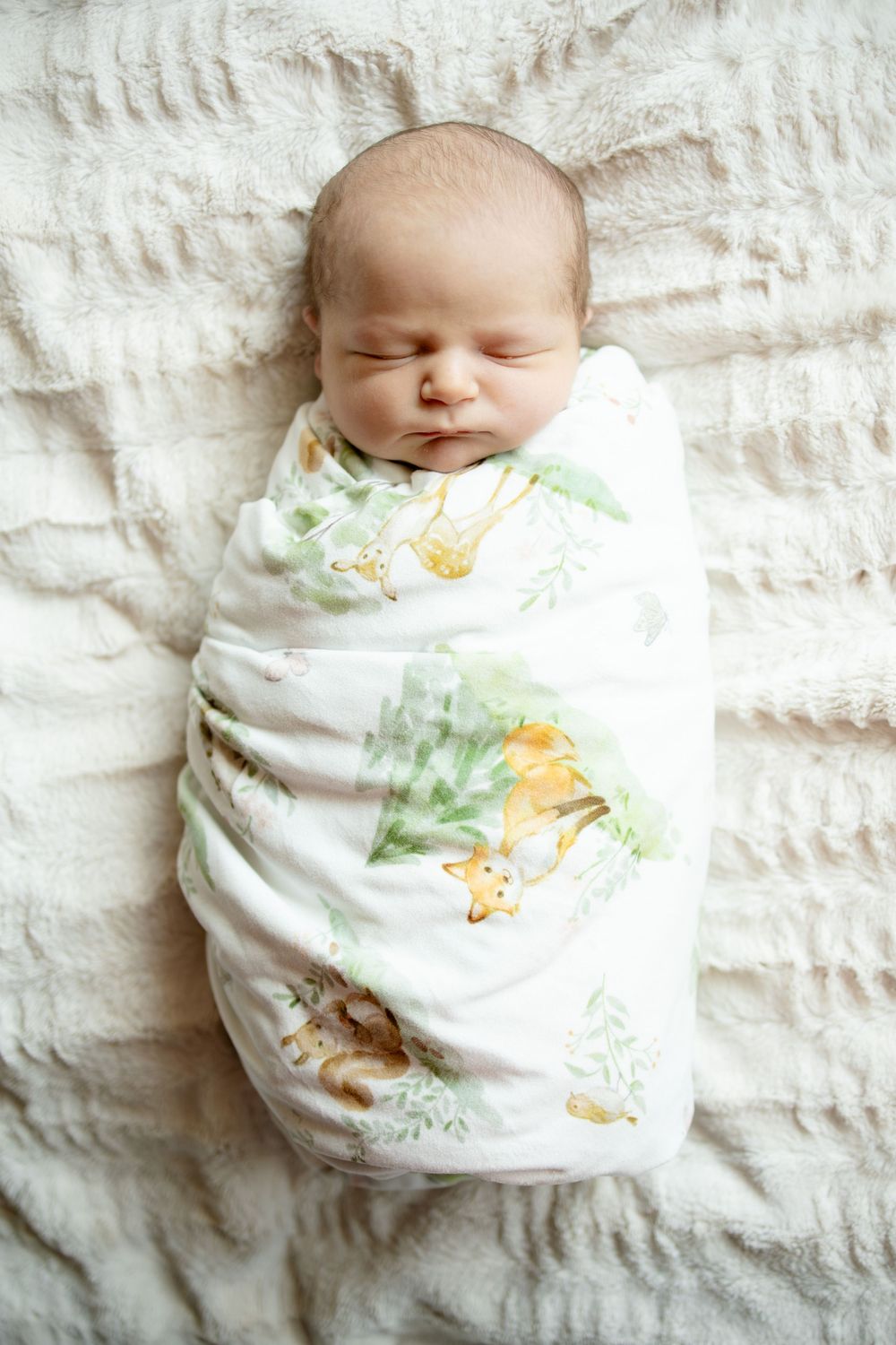 Peaceful newborn baby fresh 48 newborn photography at University of Tennessee Medical Center in Knoxville, Tennessee.