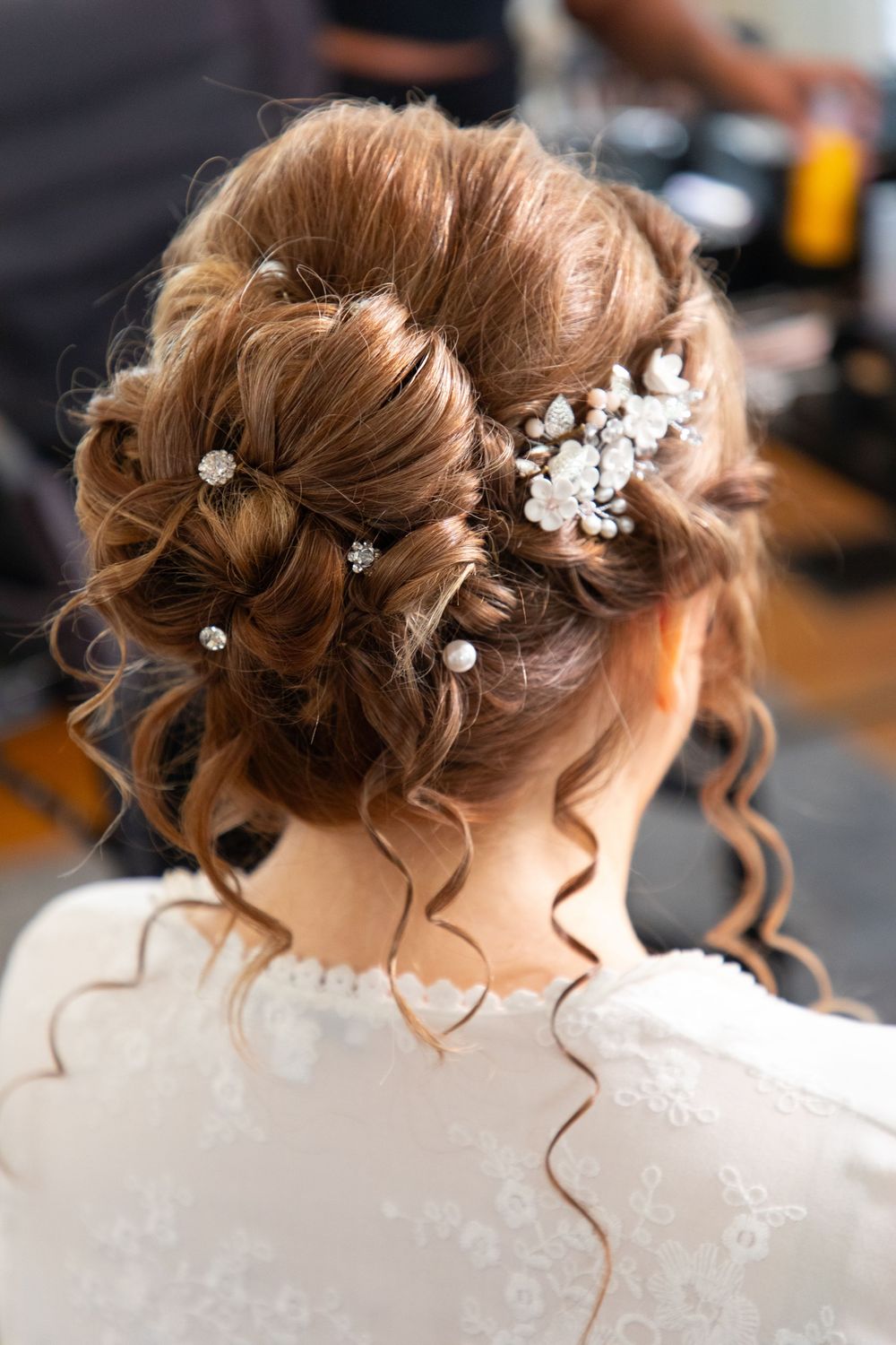 Editorial style wedding photographer in Tampa, Clearwater, St Pete, Sarasota, Naples, and West Palm, FL.