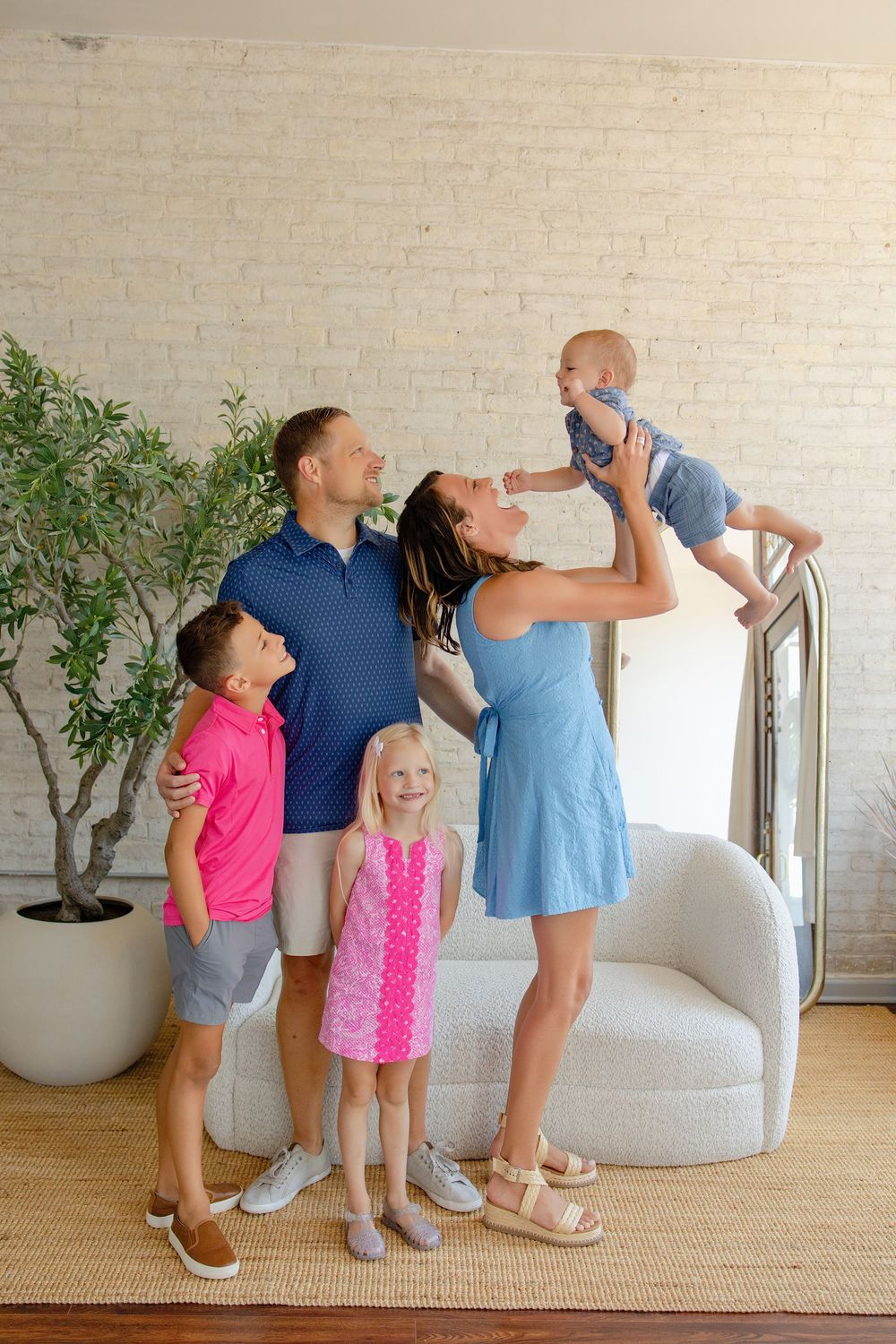 Kendall Kuss Photography Watertown Wisconsin family photographer first birthday photos