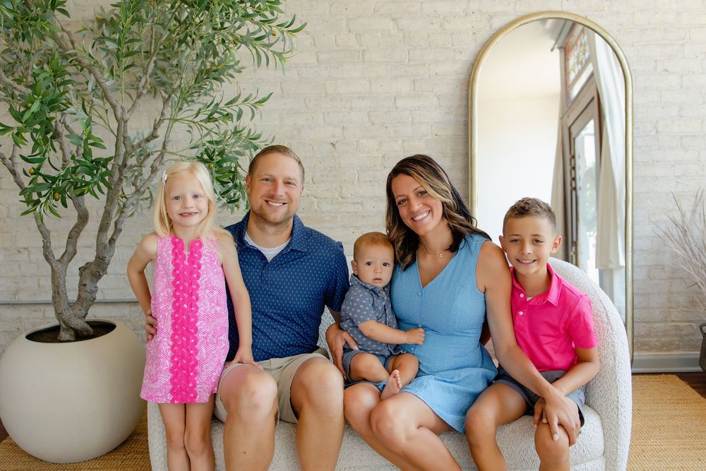 Kendall Kuss Photography Watertown Wisconsin family photographer first birthday photos