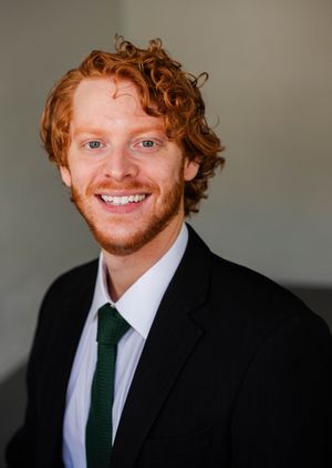 Headshot photographers Rochester NY for actors and singers