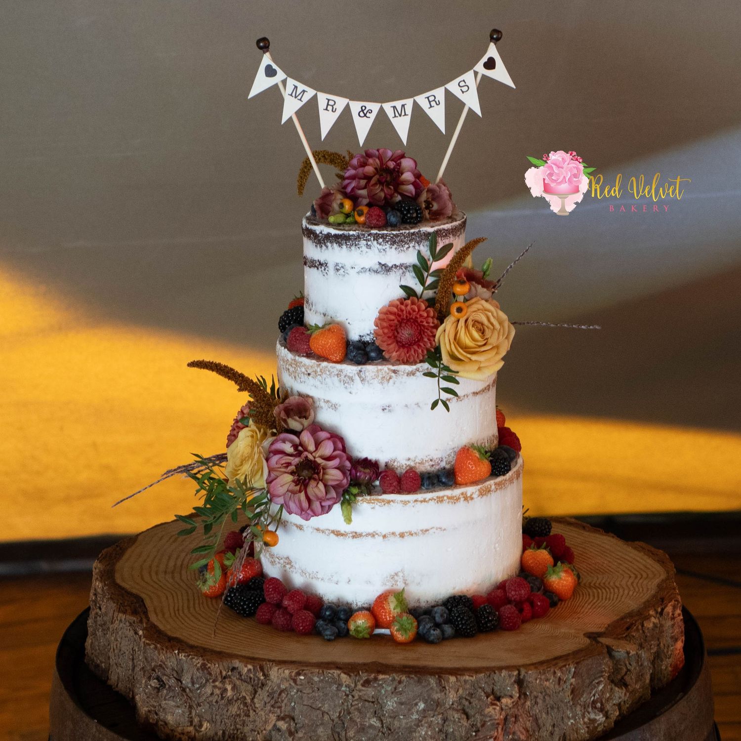 Planning your wedding cake