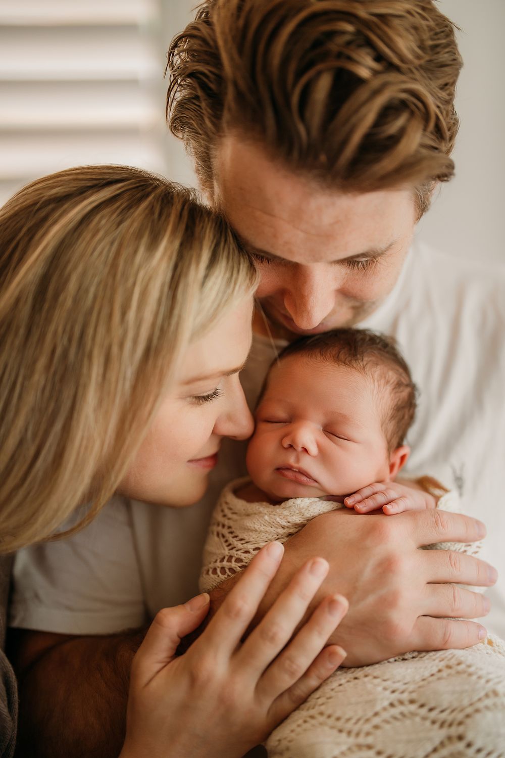 Sydney lifestyle newborn photography with parents and baby