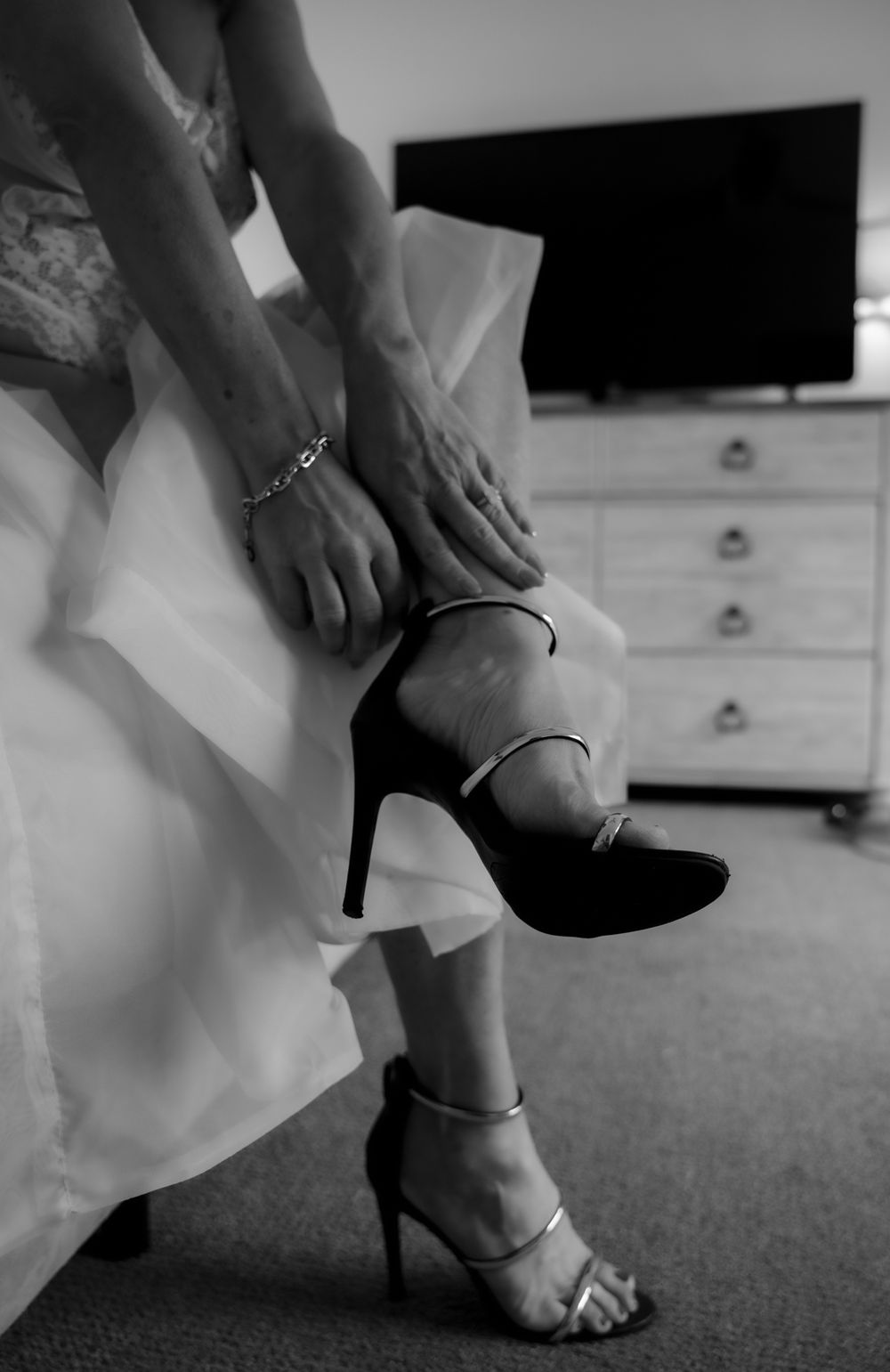 In-home Memphis boudoir photography, designed to help you feel confident, bold, and beautiful.