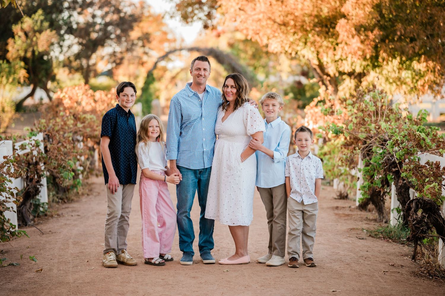 Gilbert Arizona photographer Melissa Maxwell of Jubilee Family Photography. Agritopia Farm family portraits.
