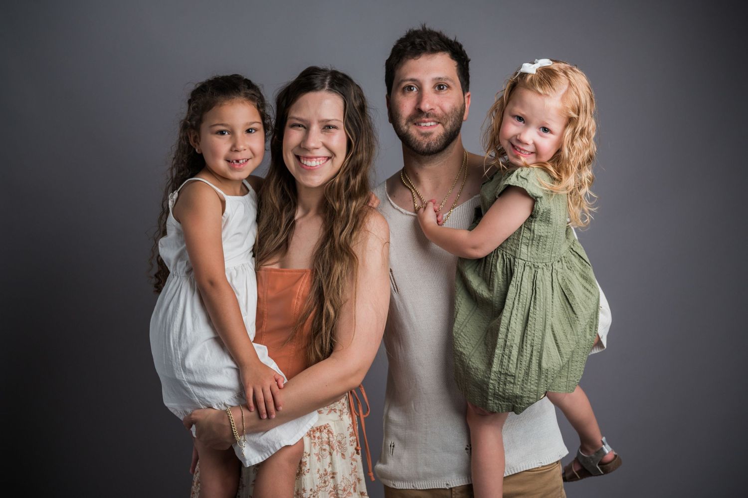 Gilbert Arizona photographer Melissa Maxwell of Jubilee Family Photography. Studio family portraits.