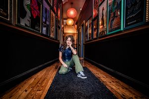 he perfect senior portrait moment ✨ Beautiful colors, natural light, and a stunning senior girl ready for her next chapter.