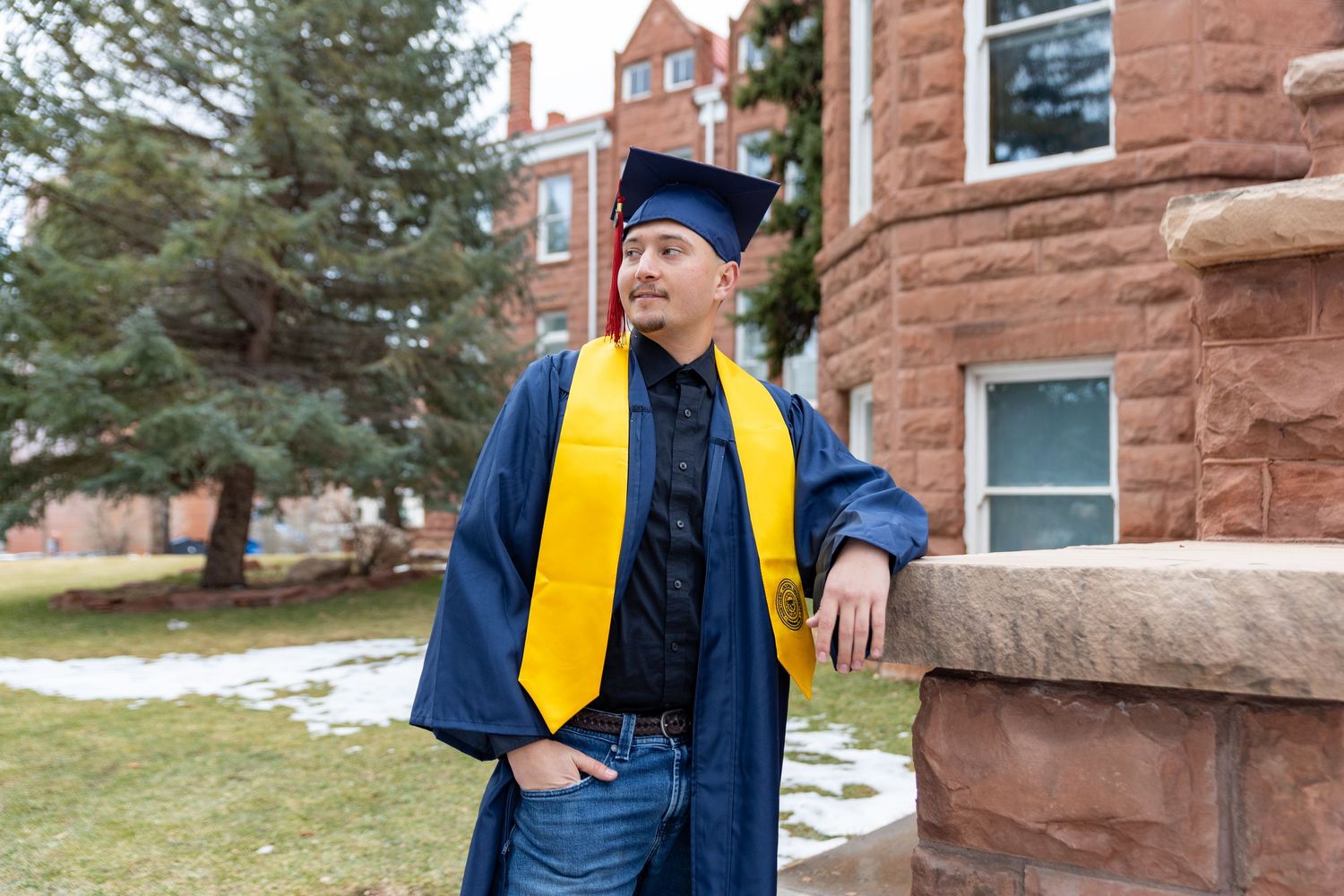 college, grad, portrait, northern arizona, flagstaff, old main, arizona photographer