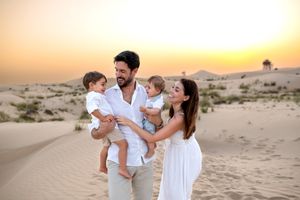 desert family photoshoot dubai photographer