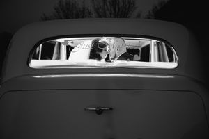 Black and white wedding photos – classic, elegant, and unforgettable images.