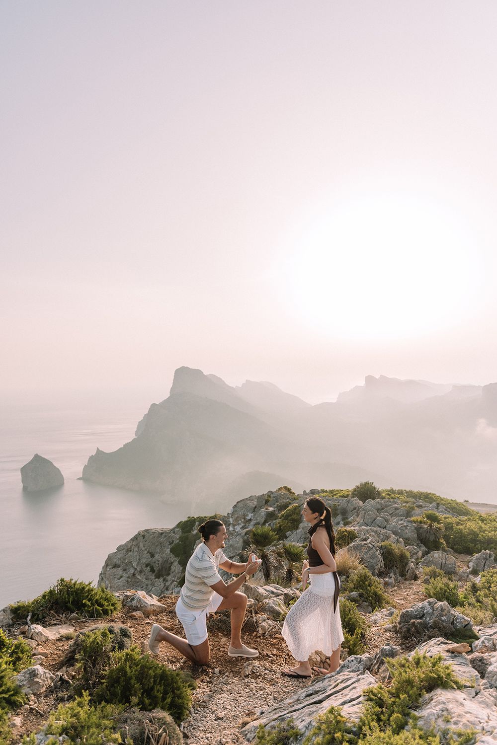 Mallorca engagement & proposal photographer. Romantic, luxury sessions,Mallorca couple photographer for engagements, proposals