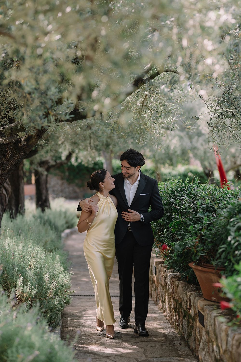 Deià-based photographer for luxury proposals, engagements & couple shoots in Mallorca. La Residencia - A Belmond Hotel proposal & Weddings