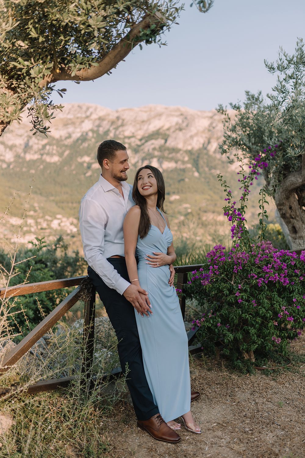 Deià-based photographer for luxury proposals, engagements & couple shoots in Mallorca. Sa Pedrissa Hotel proposal & Weddings