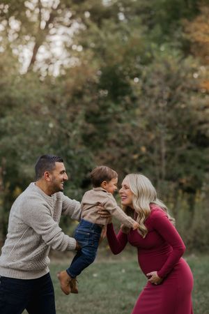 Maternity session at a park in Zionsville, Indiana