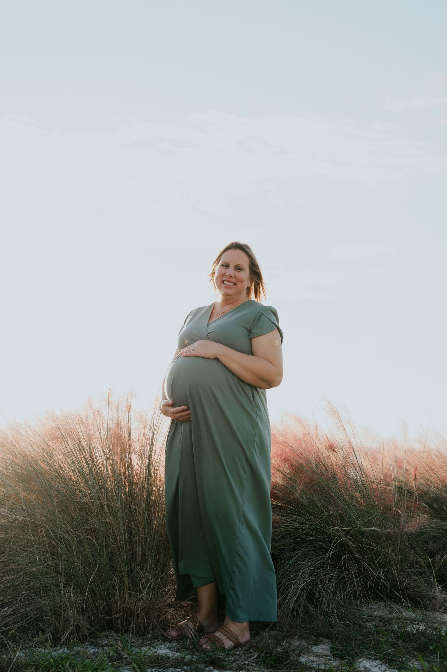 Maternity photos on the beach