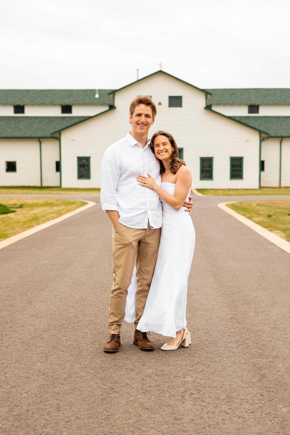 Tennessee Wedding photographer. Engagement session at Harlinsdale Farm