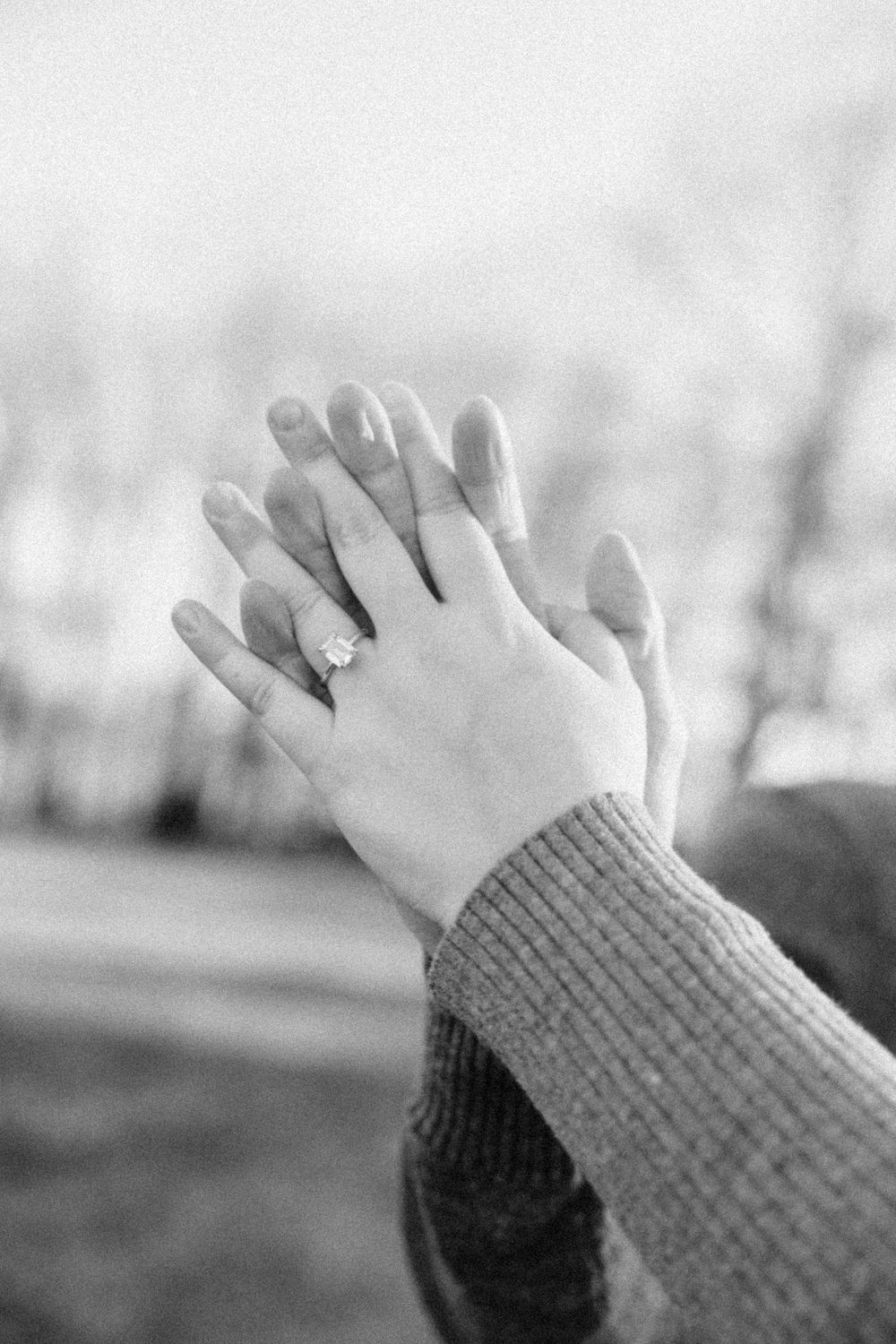 Tennessee Wedding photographer engagement ring