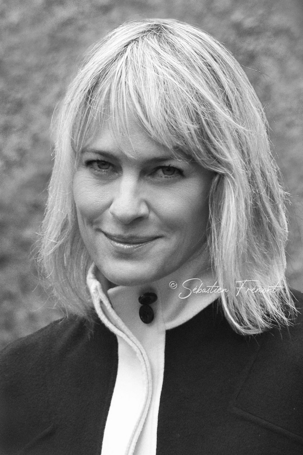 Sébastien Frémont - Portrait Photographer - Robin Wright / Valentino - Paris Studio