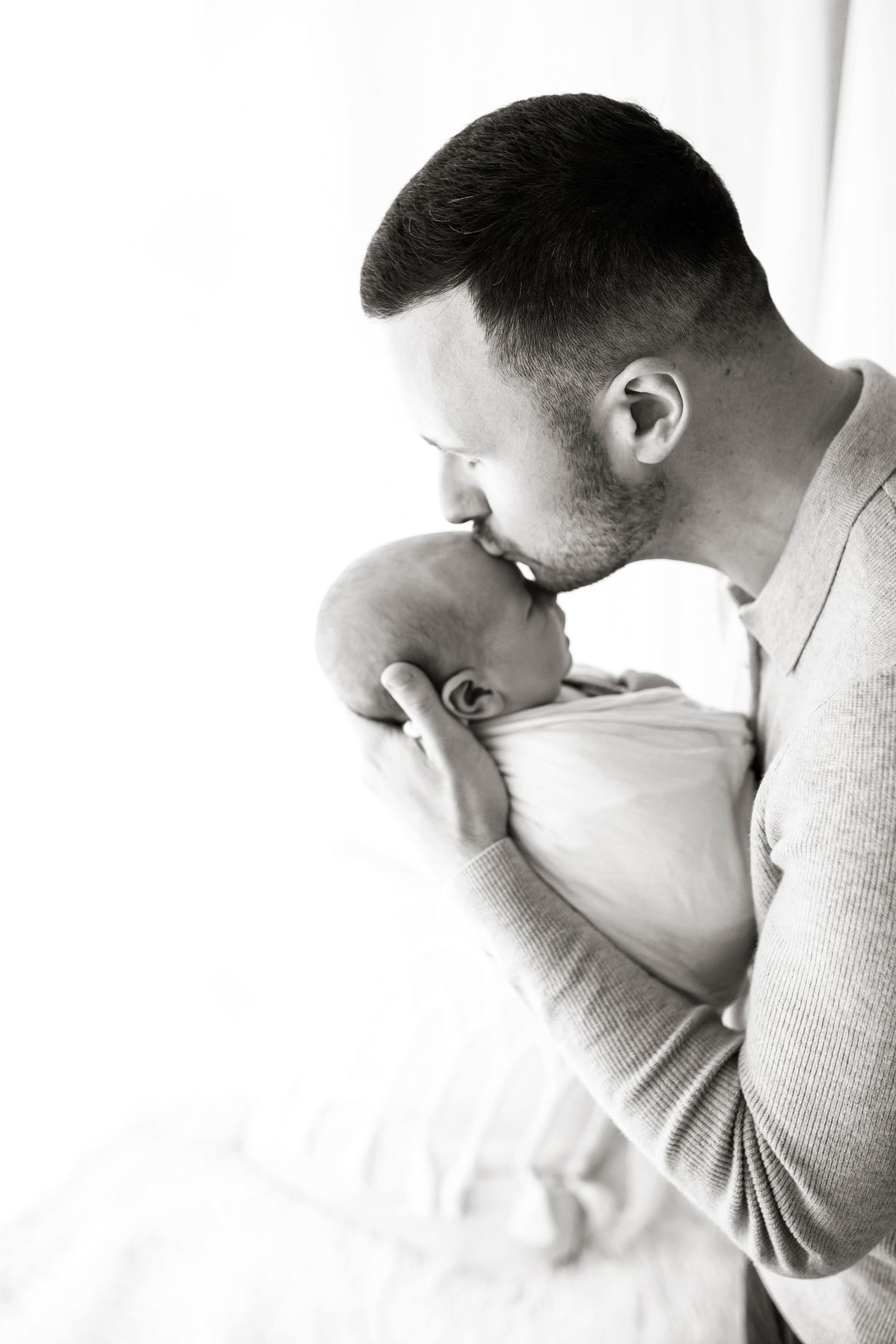 newborn photoshoot by little wonderland photography widnes cheshire