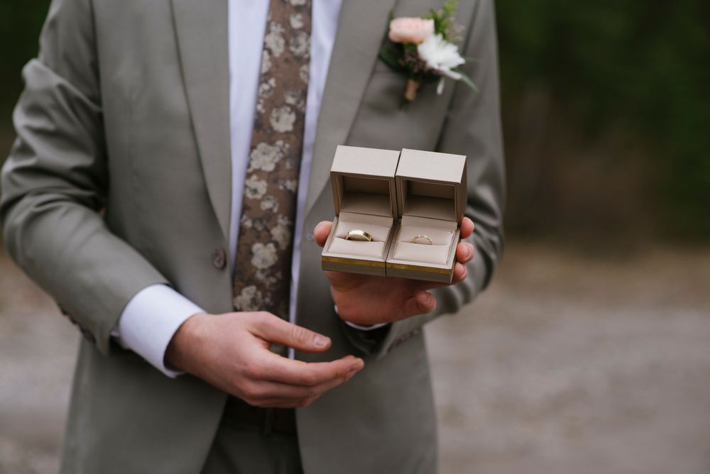 Canmore Elopement Wedding Photographer
Canmore Wedding Photographer