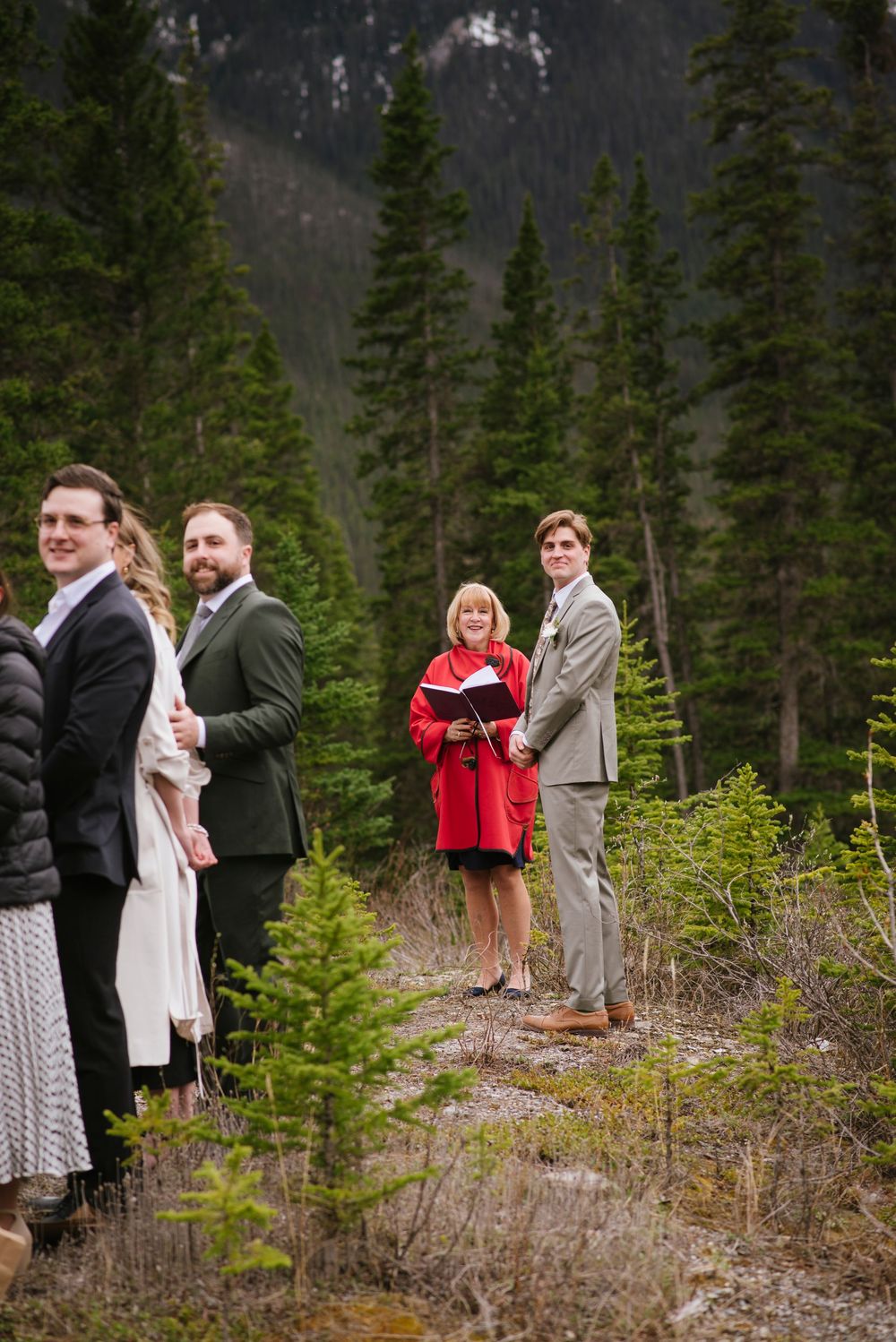 Canmore Elopement Wedding Photographer
Canmore Wedding Photographer