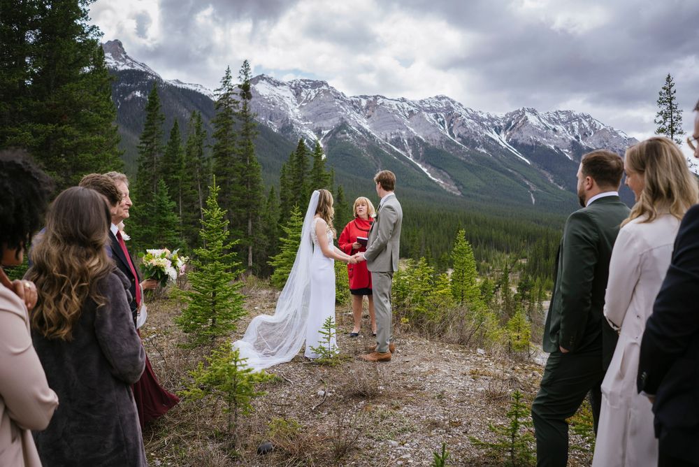 Canmore Elopement Wedding Photographer
Canmore Wedding Photographer