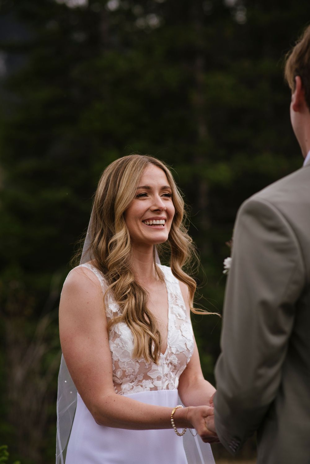 Canmore Elopement Wedding Photographer
Canmore Wedding Photographer