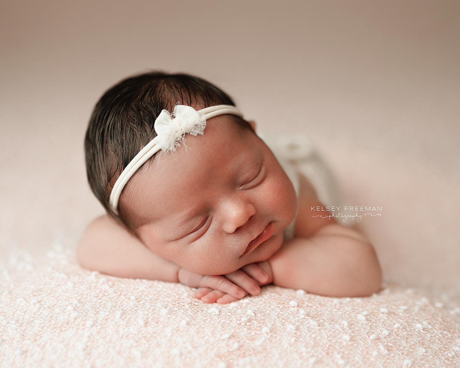 Newborn, maternity, & family photography studio located in between Atlanta, Georgia and Birmingham, Alabama with full service photo studio.
