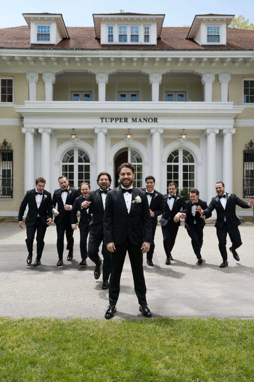 bridal party at tupper manor mansion in beverly massachusetts
